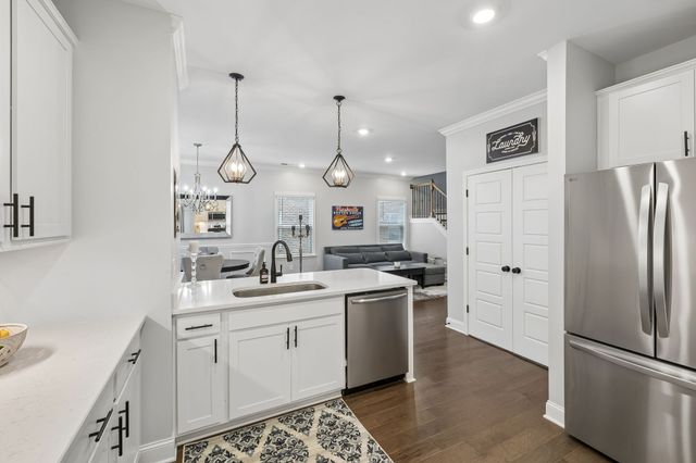 9084 Headwaters Dr, Franklin, TN 37064