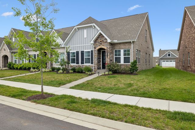9084 Headwaters Dr, Franklin, TN 37064