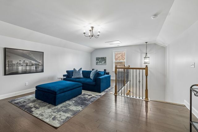 9084 Headwaters Dr, Franklin, TN 37064