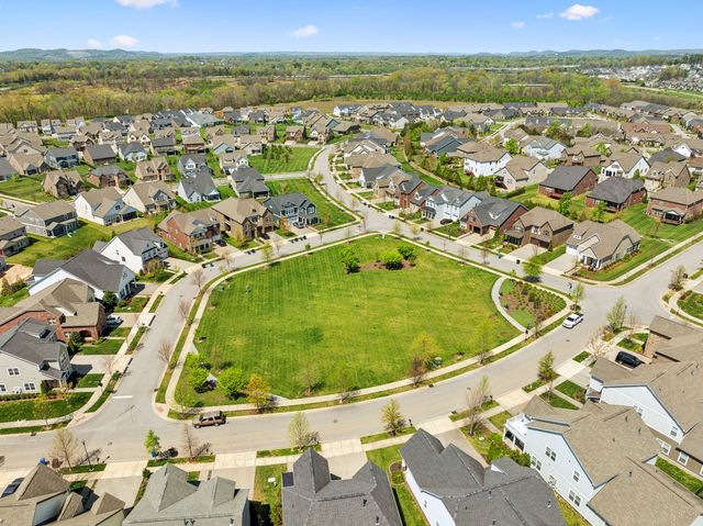 9084 Headwaters Dr, Franklin, TN 37064