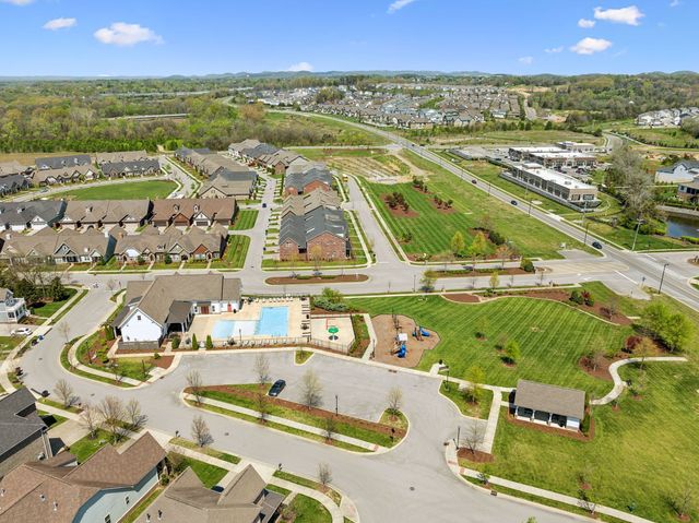 9084 Headwaters Dr, Franklin, TN 37064