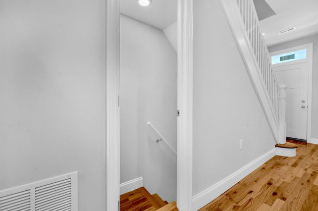 1602 CARSWELL ST, Baltimore, MD 21218