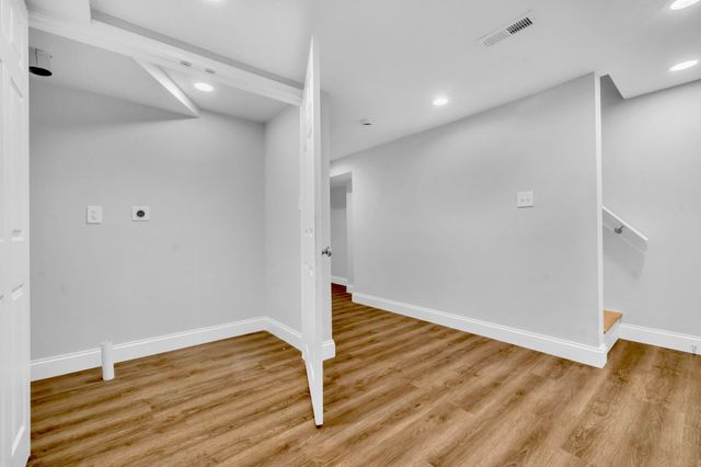 1602 CARSWELL ST, Baltimore, MD 21218