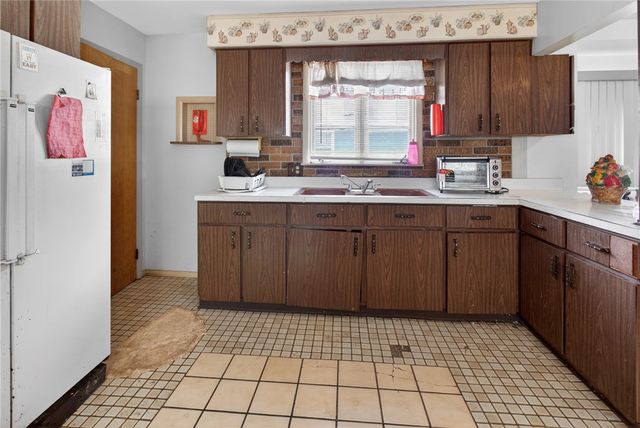 365 Glide Street, Rochester, NY 14611