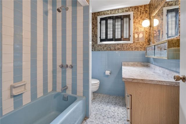 365 Glide Street, Rochester, NY 14611
