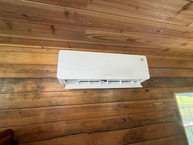 230 E Woodland Shores Drive, Point Blank, TX 77364