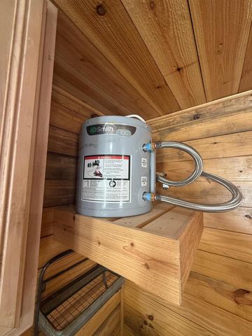 230 E Woodland Shores Drive, Point Blank, TX 77364