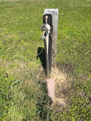 230 E Woodland Shores Drive, Point Blank, TX 77364