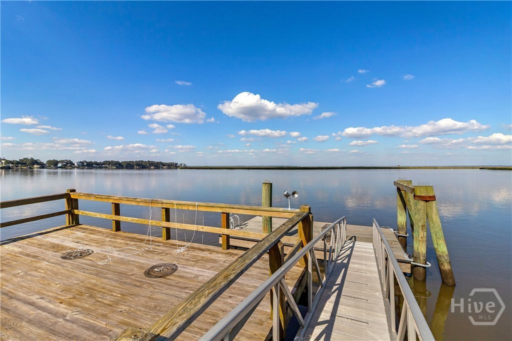 Image 40 of property listing at 30 Williamson Drive, Richmond Hill, GA 31324