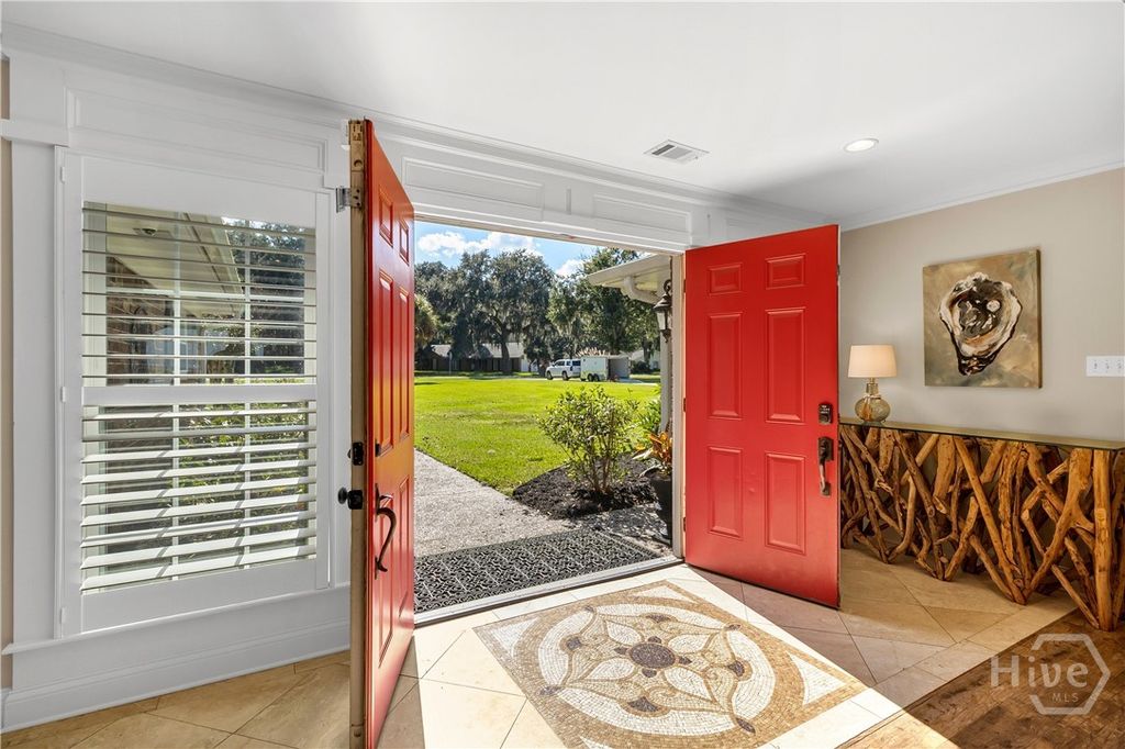 Image 8 of property listing at 30 Williamson Drive, Richmond Hill, GA 31324