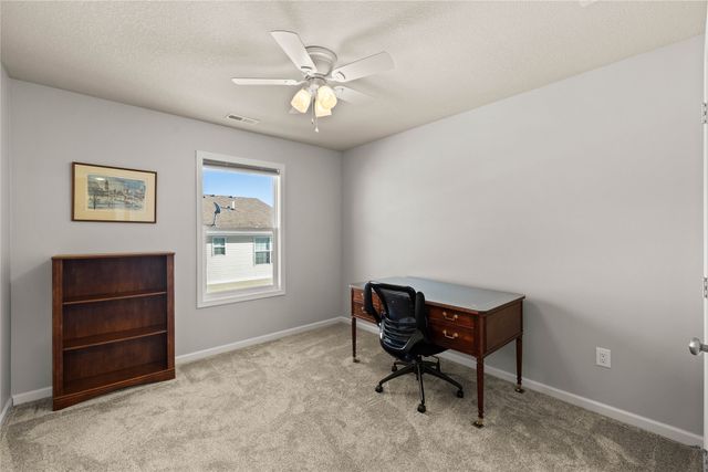 9165 Greenspire Drive 104, West Des Moines, IA 50266