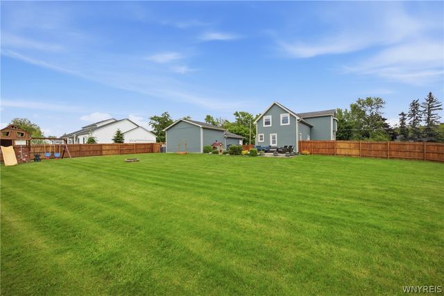 4730 Parker Road, Hamburg, NY 14075