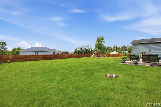 4730 Parker Road, Hamburg, NY 14075