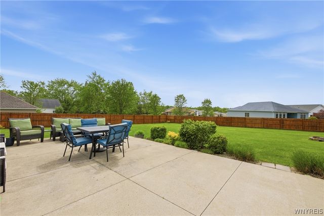 4730 Parker Road, Hamburg, NY 14075