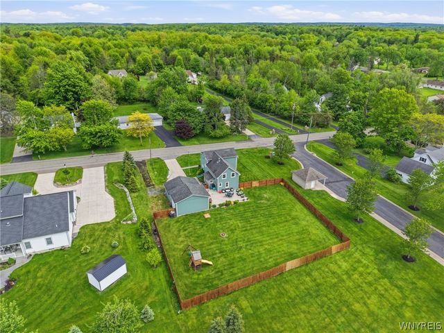 4730 Parker Road, Hamburg, NY 14075