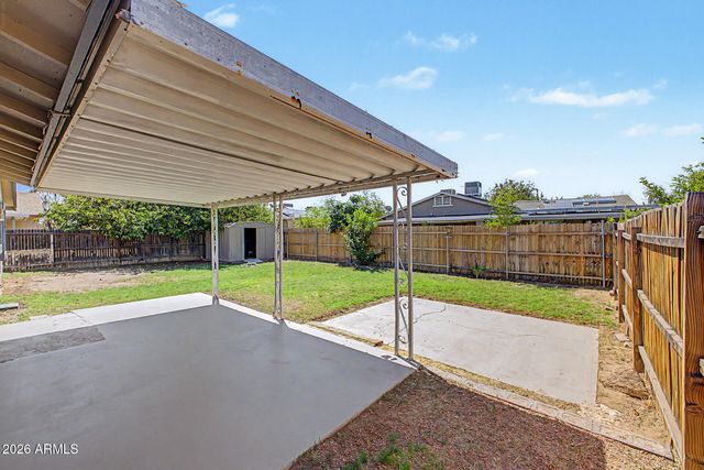 3253 W PORT AU PRINCE Lane, Phoenix, AZ 85053
