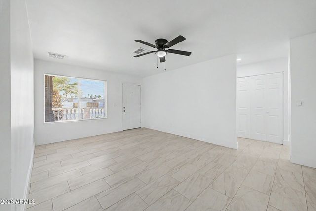 3253 W PORT AU PRINCE Lane, Phoenix, AZ 85053