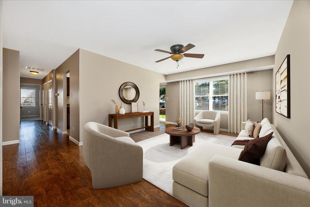 Image 1 of property listing at 300 CHAPEL CT #104, Walkersville, MD 21793