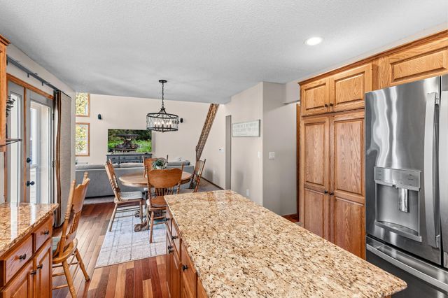 3406 Hartford Road, Woodbury, MN 55125