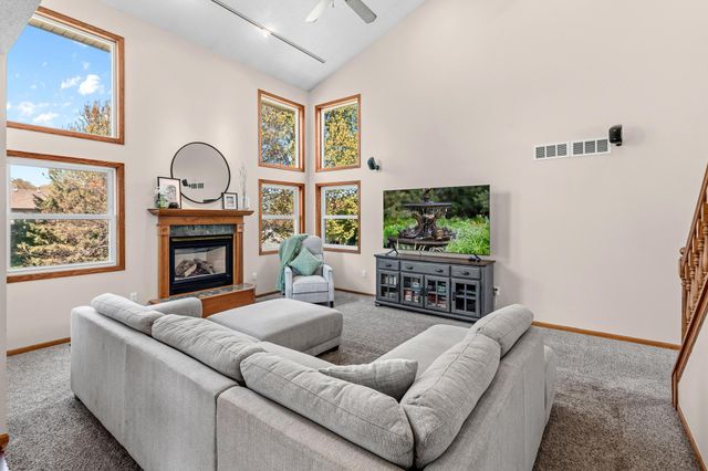 3406 Hartford Road, Woodbury, MN 55125