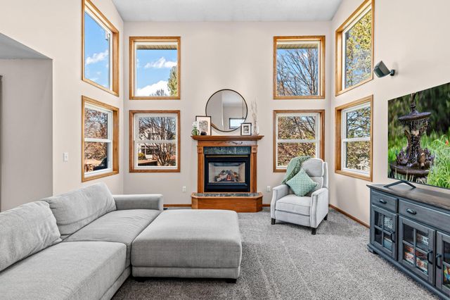 3406 Hartford Road, Woodbury, MN 55125