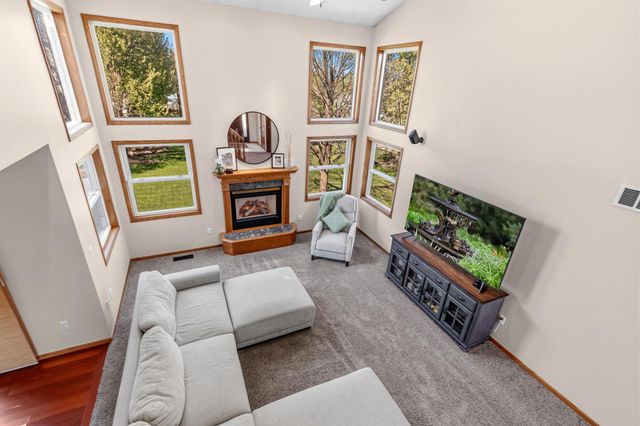 3406 Hartford Road, Woodbury, MN 55125