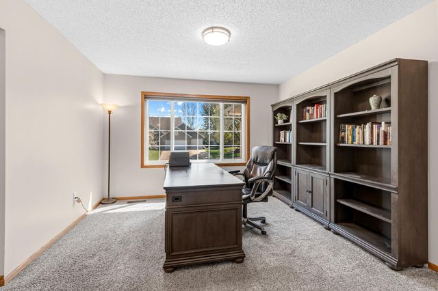 3406 Hartford Road, Woodbury, MN 55125