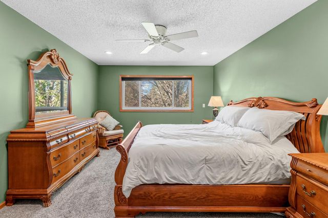 3406 Hartford Road, Woodbury, MN 55125