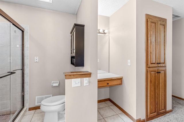 3406 Hartford Road, Woodbury, MN 55125