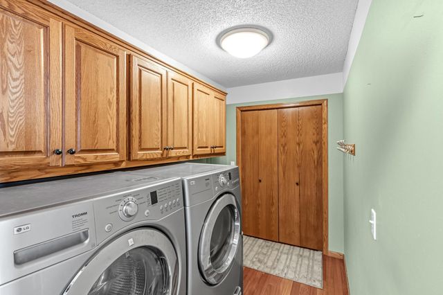 3406 Hartford Road, Woodbury, MN 55125