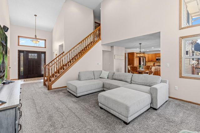 3406 Hartford Road, Woodbury, MN 55125