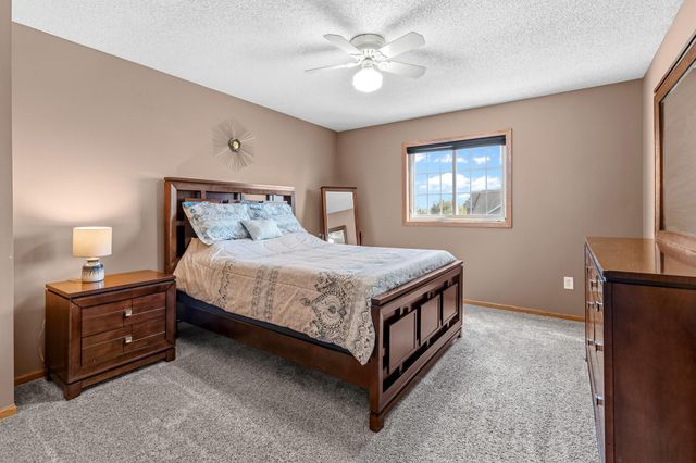 3406 Hartford Road, Woodbury, MN 55125