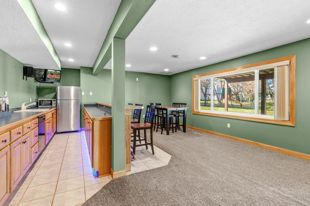 3406 Hartford Road, Woodbury, MN 55125