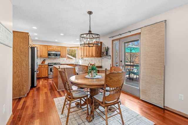 3406 Hartford Road, Woodbury, MN 55125