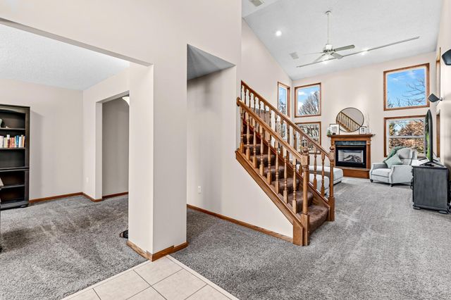 3406 Hartford Road, Woodbury, MN 55125
