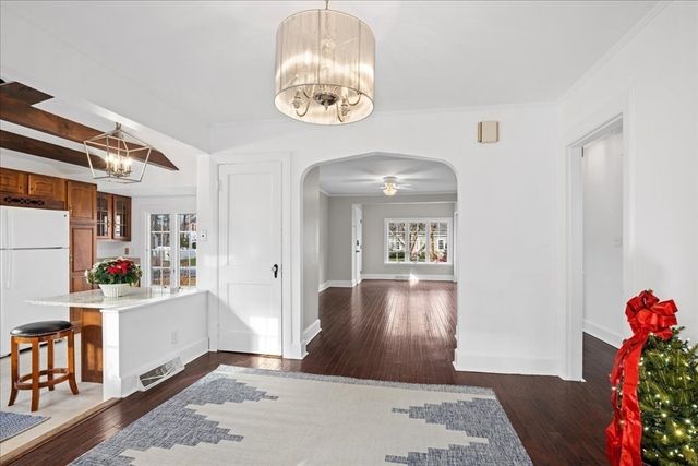 13 Kenilworth Road, Shrewsbury, MA 01545