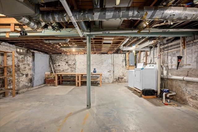 13 Kenilworth Road, Shrewsbury, MA 01545