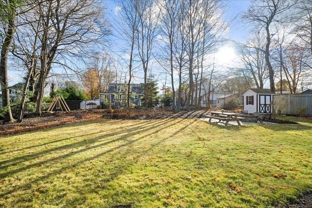 13 Kenilworth Road, Shrewsbury, MA 01545