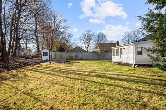 13 Kenilworth Road, Shrewsbury, MA 01545