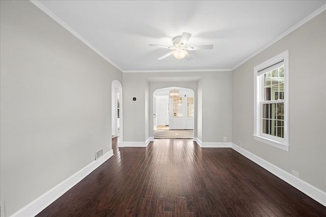 13 Kenilworth Road, Shrewsbury, MA 01545