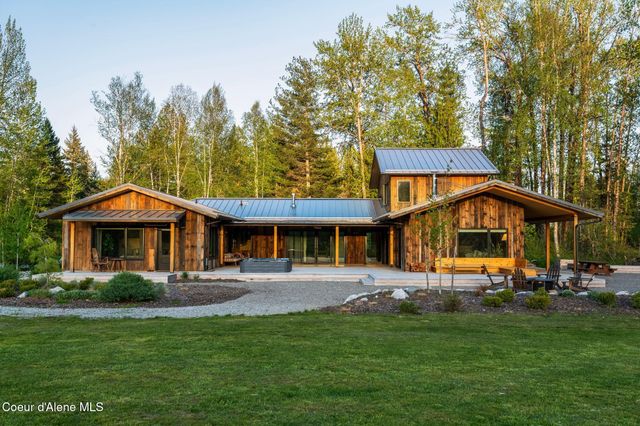 202 Siskin Ln, Sandpoint, ID 83864