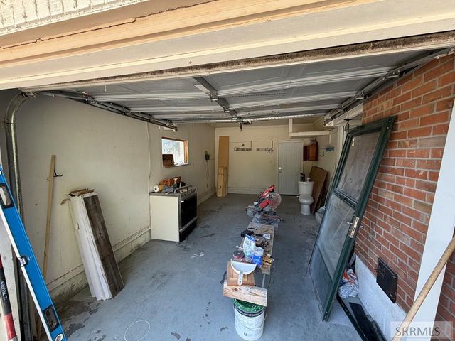 1530 June Avenue, Idaho Falls, ID 83404