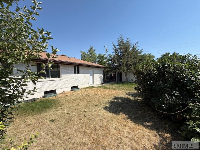 1530 June Avenue, Idaho Falls, ID 83404