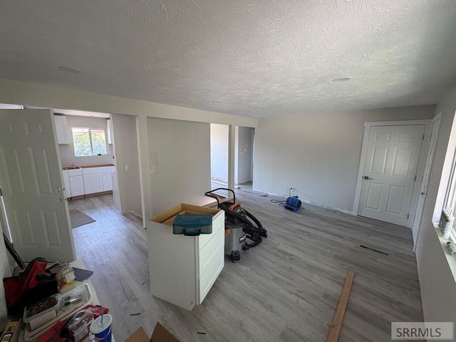 1530 June Avenue, Idaho Falls, ID 83404