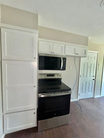 306 Line Drive, Gainesville, TX 76240