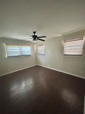 306 Line Drive, Gainesville, TX 76240