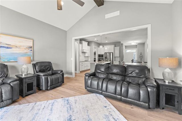 17418 S Raintree Drive, Olathe, KS 66062