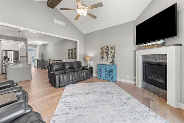 17418 S Raintree Drive, Olathe, KS 66062