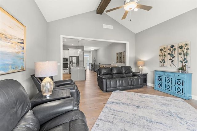 17418 S Raintree Drive, Olathe, KS 66062