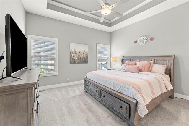 17418 S Raintree Drive, Olathe, KS 66062